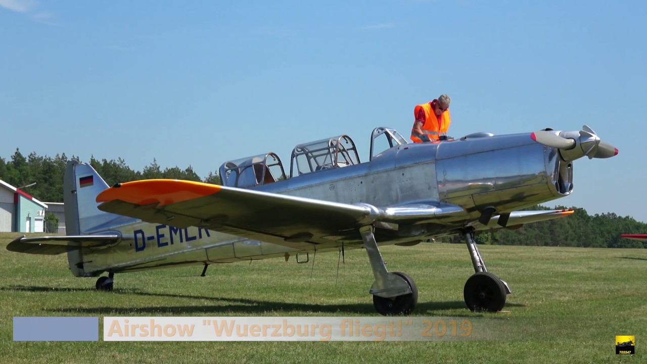 Pilatus P-2 - V12 piston trainer display - Wuerzburg Fliegt 2019