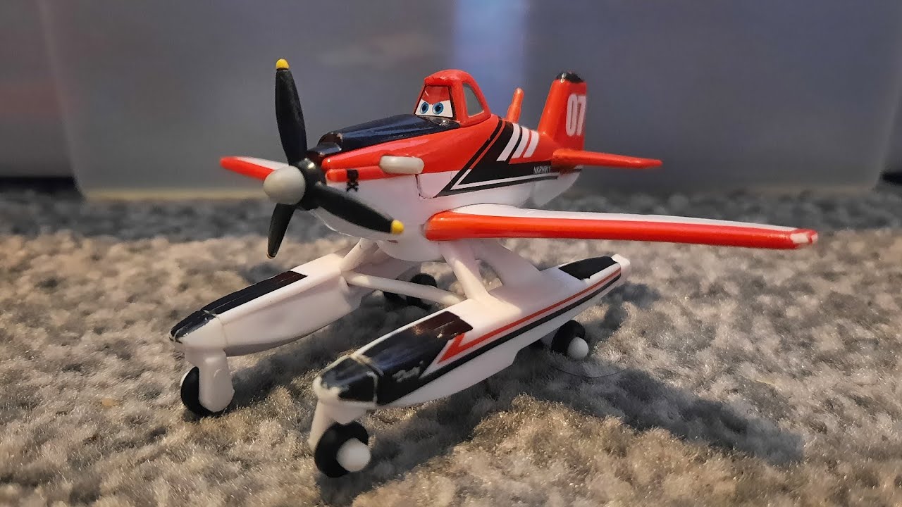 Firefighter Dusty Crophopper Showcase