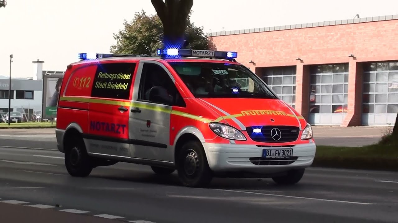 RTW 3-83-1 + NEF 1-82-1 BF Bielefeld
