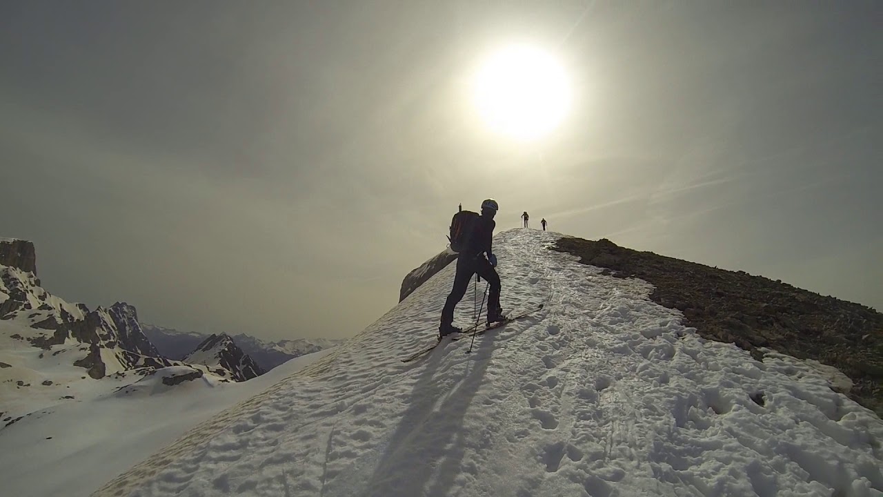 Petrechema 2 377m amb esquis