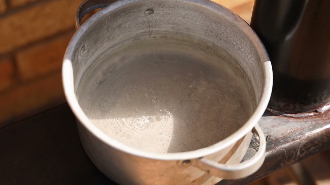 Boer maak 'n plan om water goedkoop te verhit