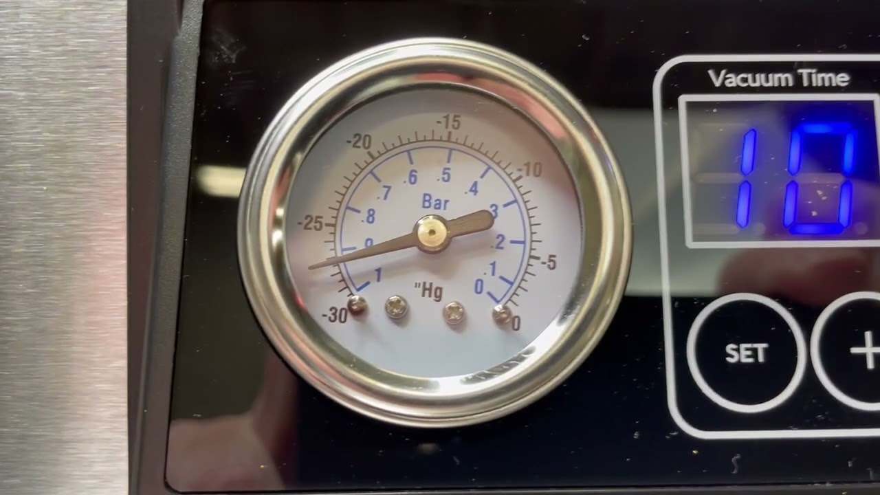 Avid Armor USV20 Chamber Vacuum Sealer Review - Pressure Gauge