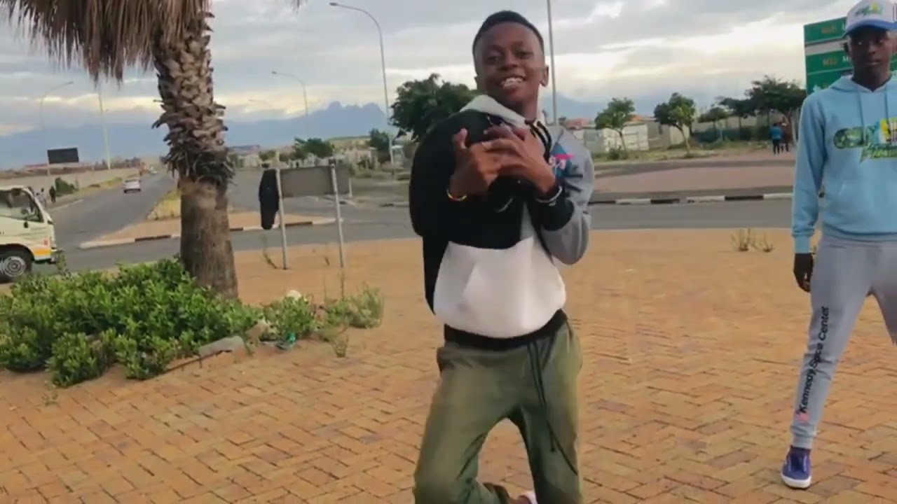 A'sbambisane ft Luvuyo Ceekay.🔥🙏🏻❤️ Omflavia & Bison brand ambassadors.🙏🏻