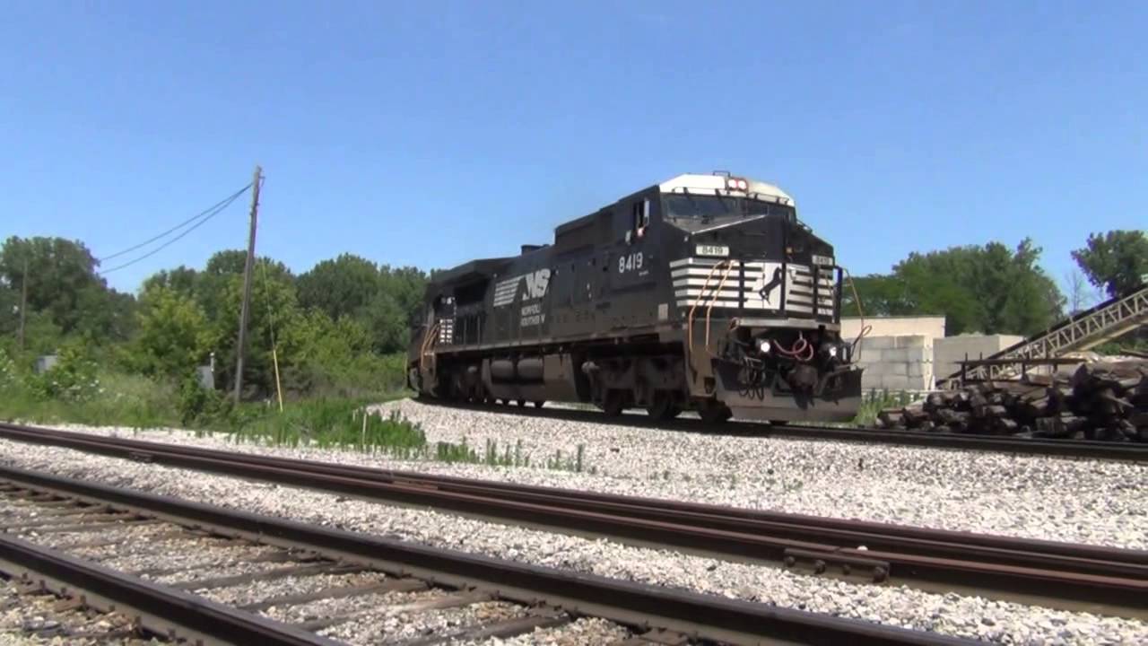 A Tribute to Roadrailers (NS Triple Crown Services)