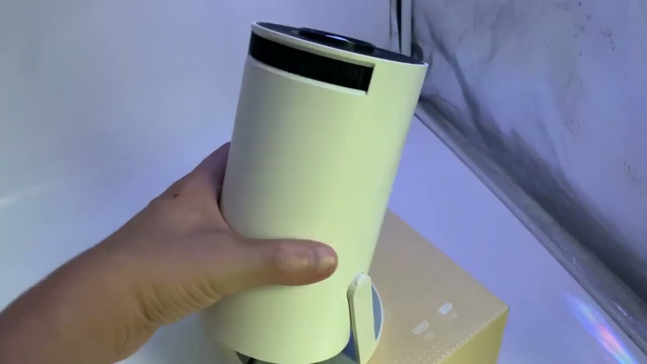 iDigite&trade; Magcubic Protable Projector