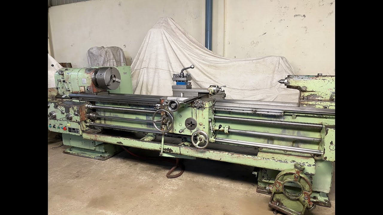 TOS SU 50 / 2000 Heavy Duty Lathe Machine