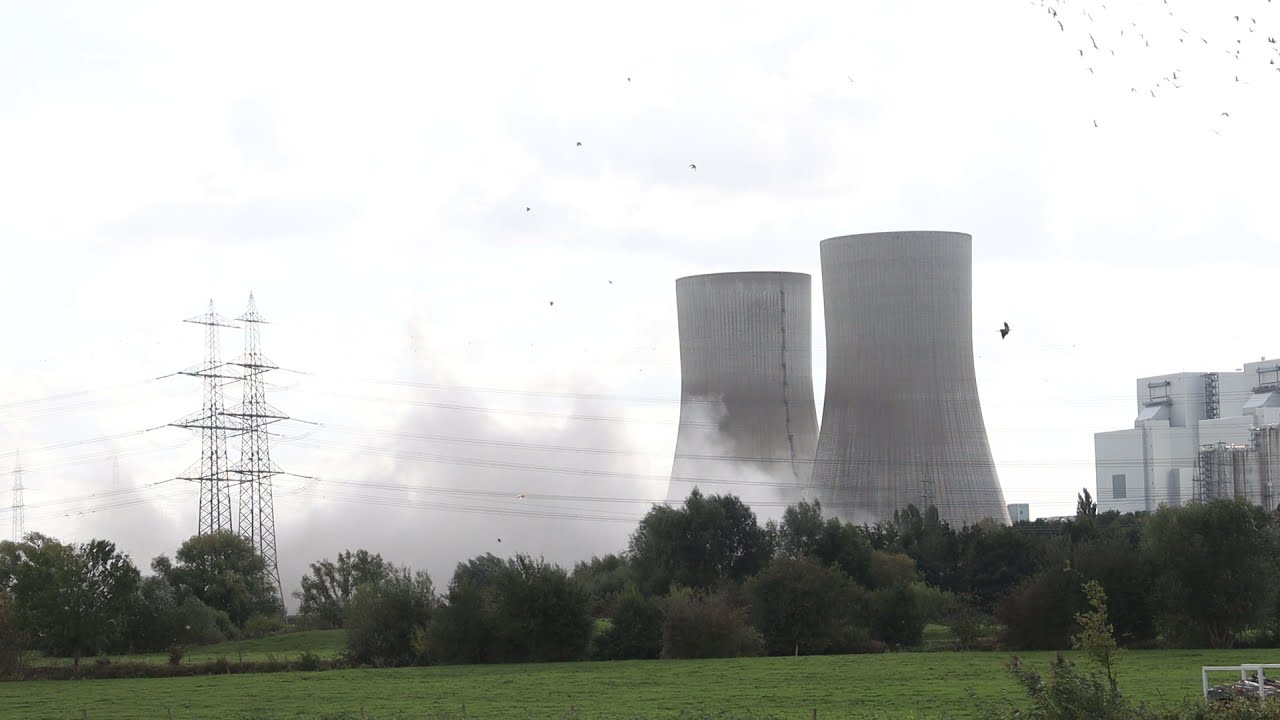Sprengung Kühlturm Block C Kraftwerk Uentrop