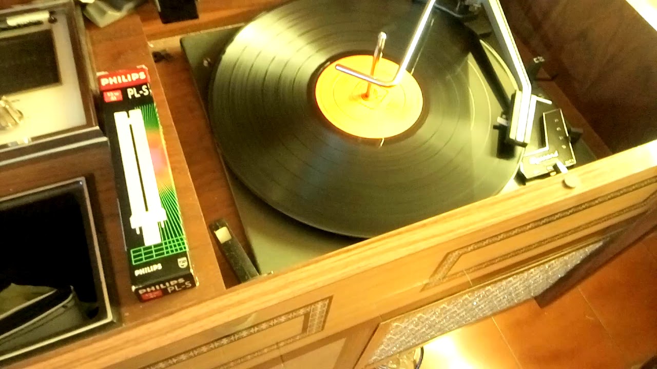 Stromberg carslon trianon consola