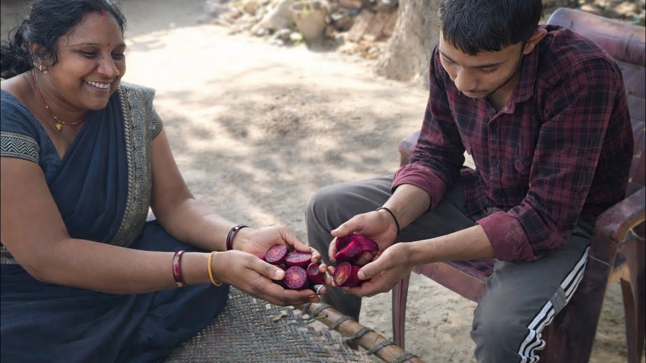 Chukander katkar mummy ko diya😋