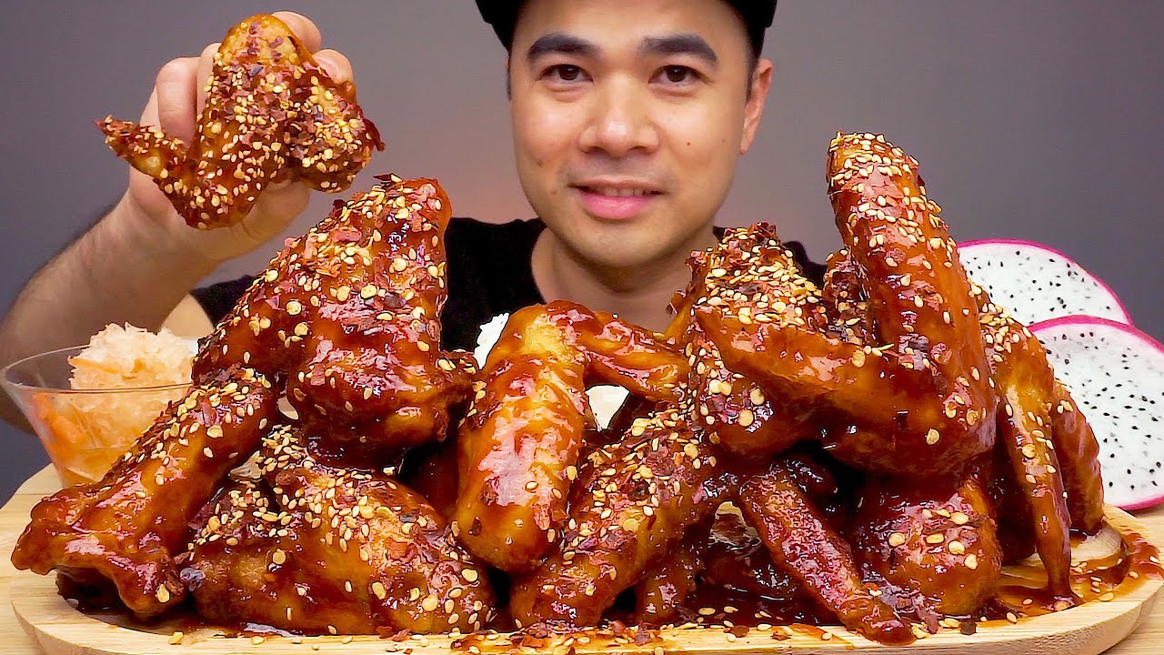 CHICKEN WINGS BBQ | MUKBANG ASMR | ALFIE EATS