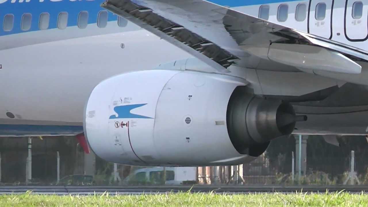 Embraer 190 + Boeing 737-800 Aerolíneas Argentinas Despegando de Aeroparque [HD]