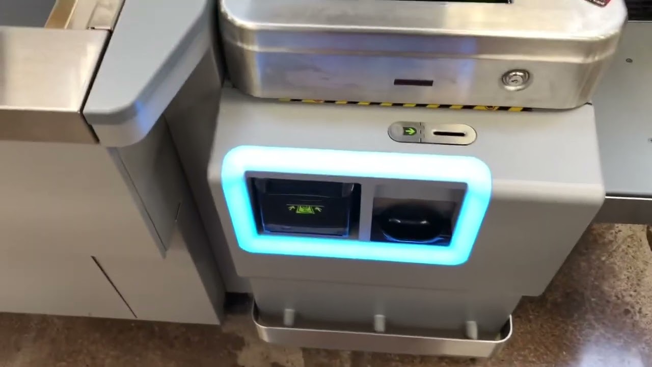 Kroger Self Checkout By Toshiba With a Belt