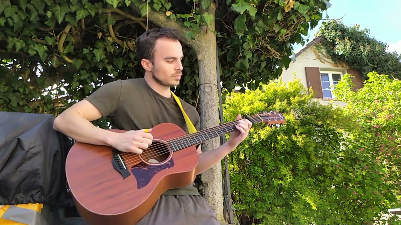 The Perfect Girl (Mareux Acoustic Guitar Cover)