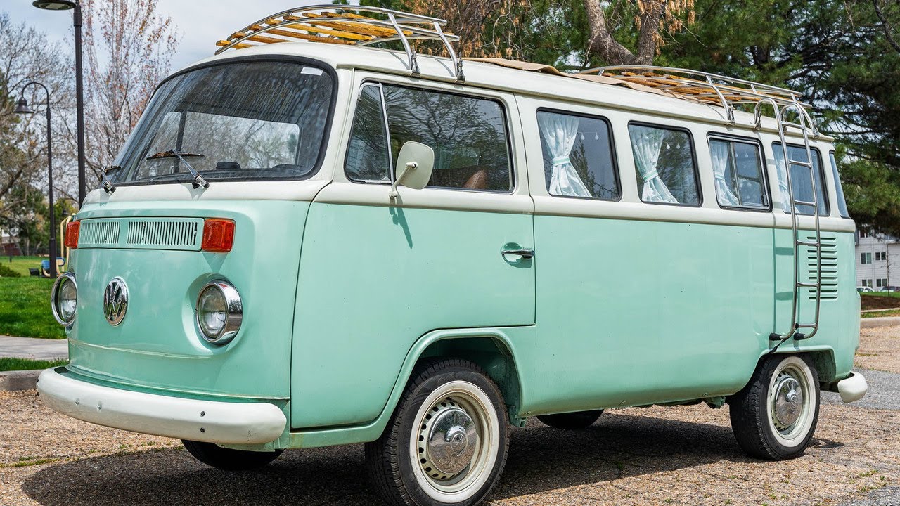 1977 Volkswagen Bus Kombi Camper Van Walk-around Video