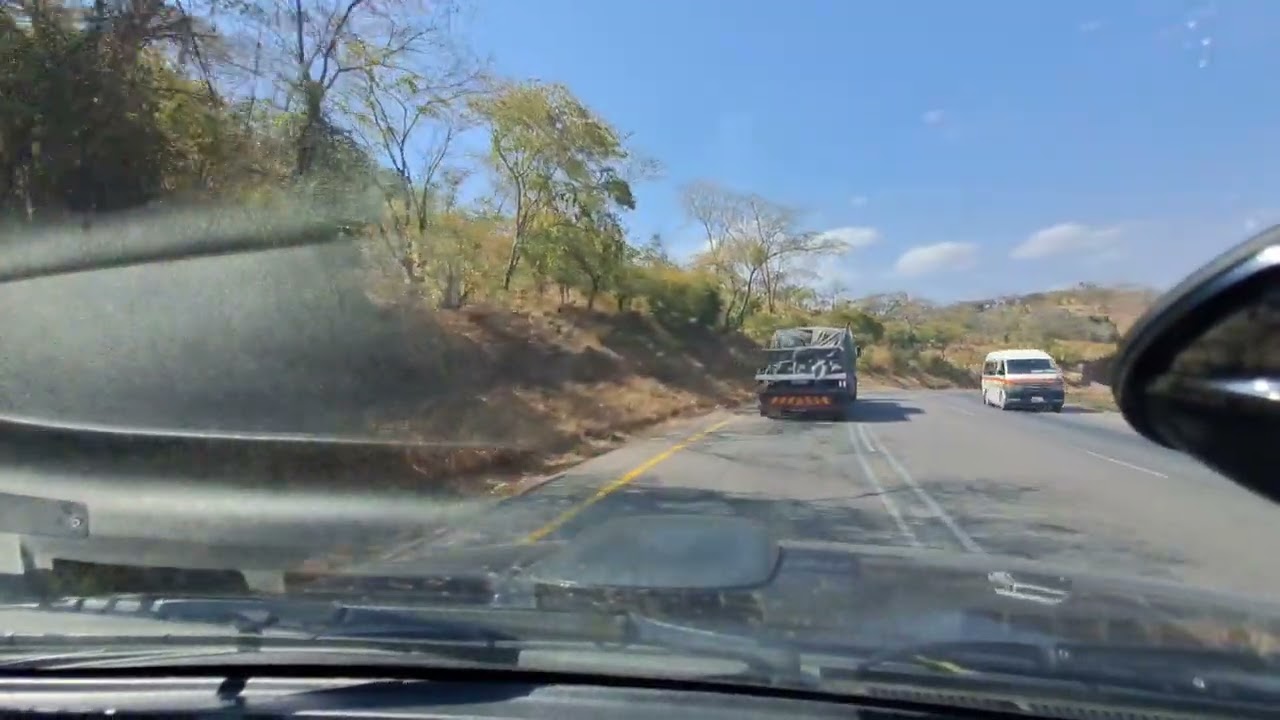 Enjoy the scenary to Siavonga and lake Kariba.