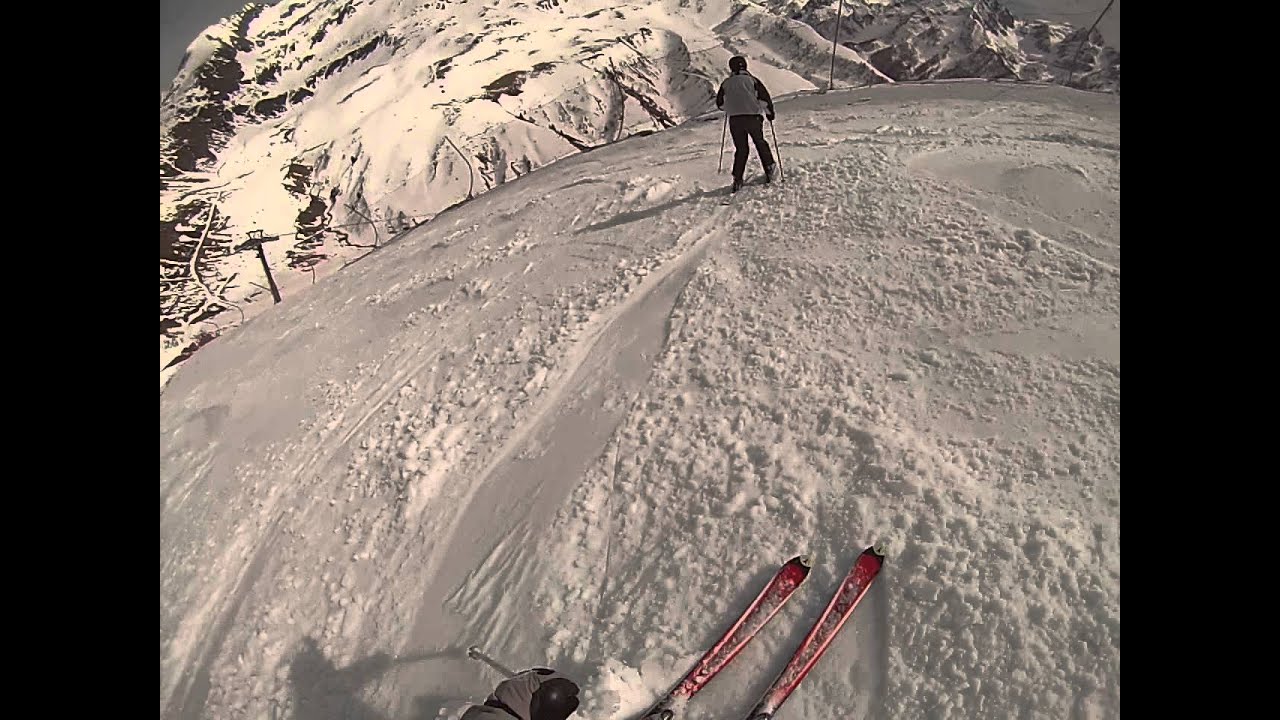 Le piste cappelletta (nera) e canalino (rossa )