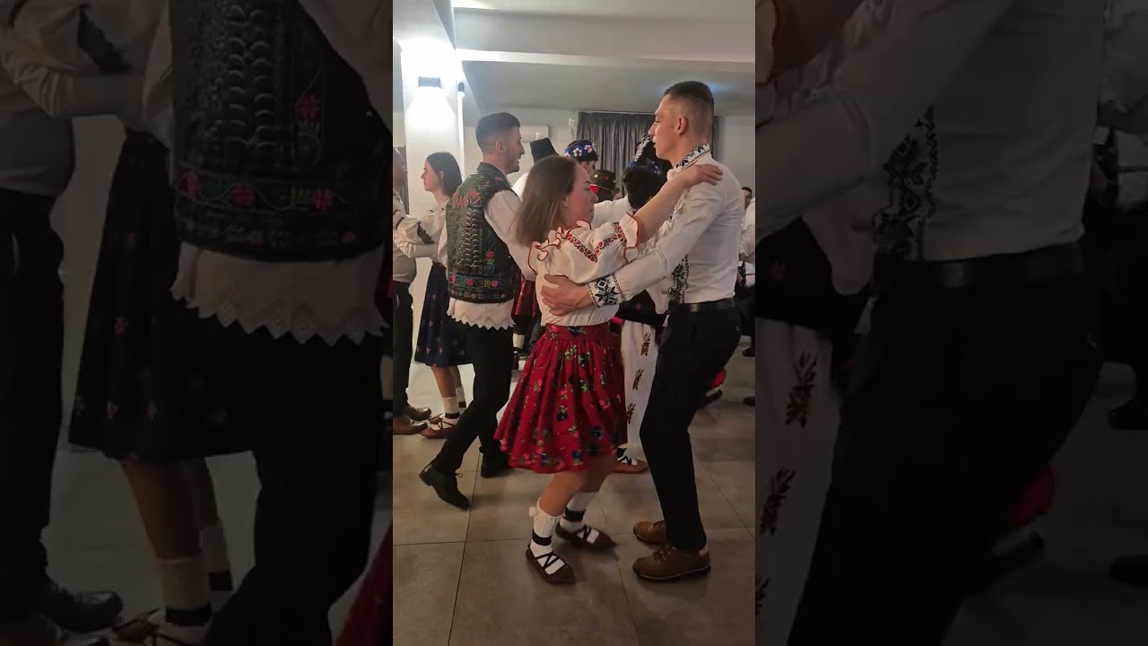 Nuntă Tradițională Iurco Longa Pinten Poienile De Sub Munte Maramureș (2)