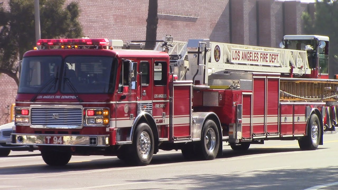 LAFD Light Force 94 & Rescue 94 Responding