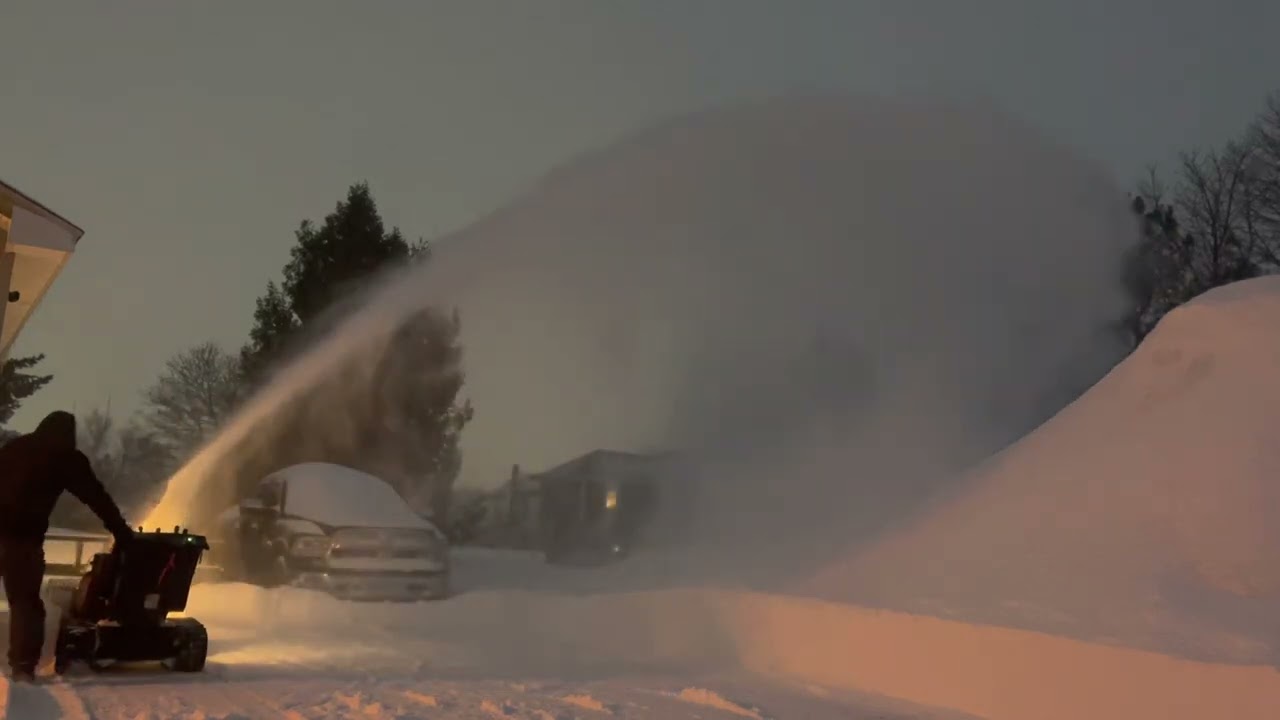 Honda HSM1336i Hybrid Snowblower