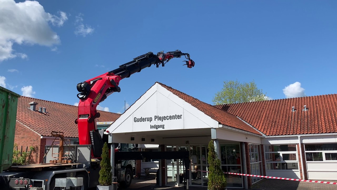 Træfældning på Guderup plejehjem,