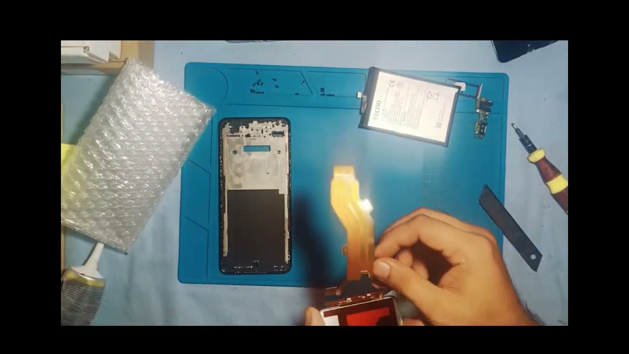 Tecno BG7/ Spark 20c LCD replacement #tecnospark20c#brokenlcd#lcdreplacement#diy#repair 
