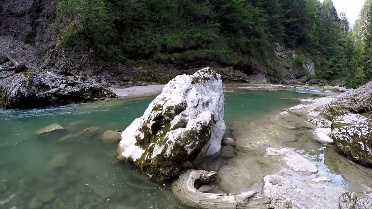 Wanderung durch die Tiefenbachklamm / Tirol