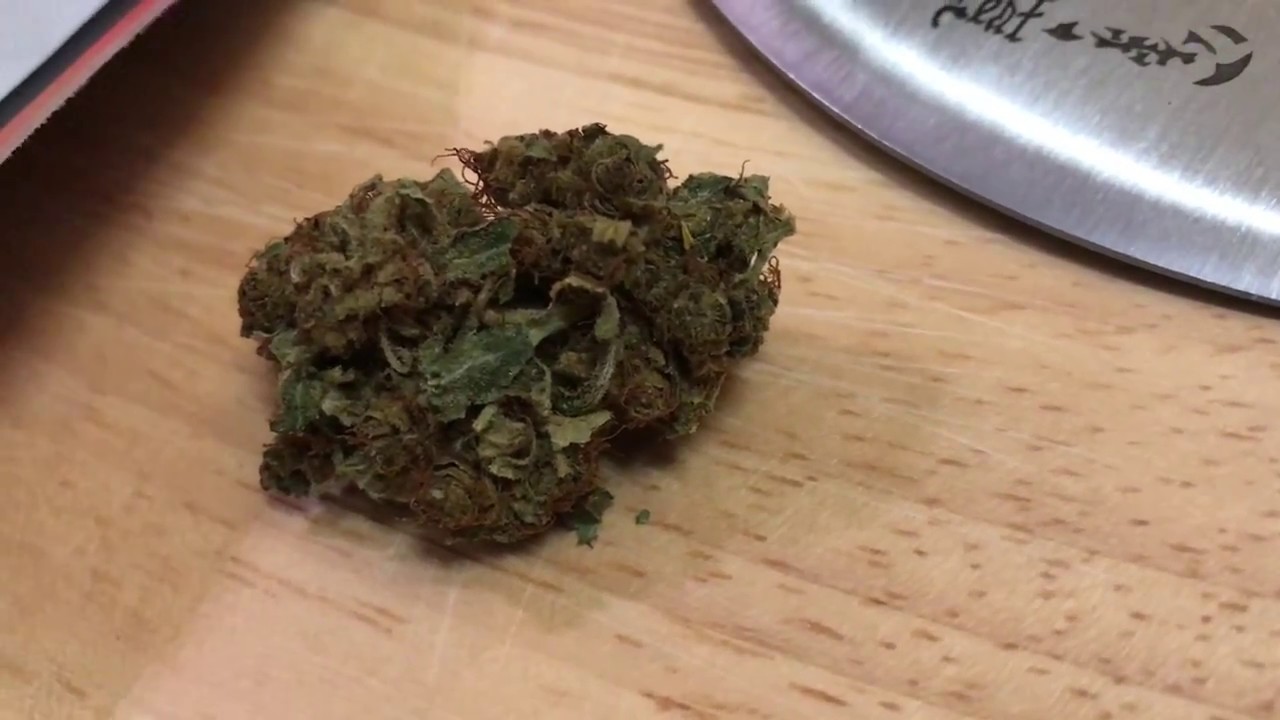 Fleurs de CBD Green Passion Orange Bud indoor - Smoke from the Bong Lausanne