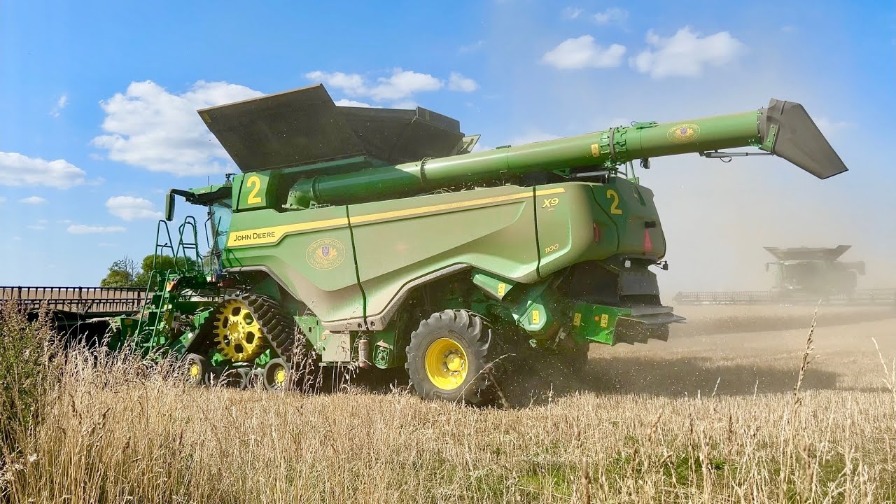 2X John Deere X9 1100 with HDR45 Draper Headers - Wheat Harvest (4K)