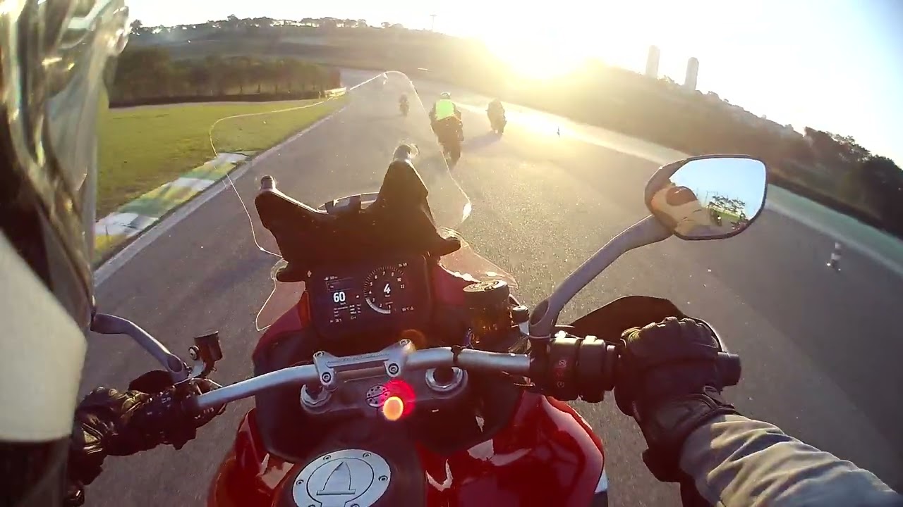 Conhecendo a Ducati MultiStrada V4 S 170cv no Festival Interlagos 2024.