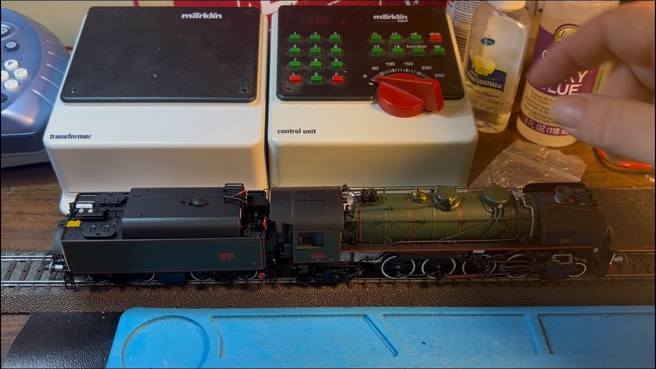 Test, Review of Marklin “Surprise” Locomotive 38141 SNCF serie 141 R.