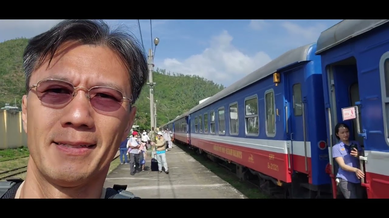 Train to Quynhon, Vietnam | Traveler Ni 
