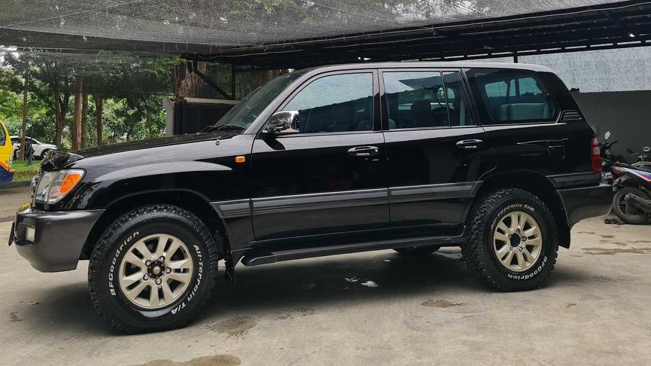 LAND CRUISER SAHARA 100 ANTIK SUPER MULUS KM ANTIK, TANGKI CADANGAN, GIGI ZIGZAG, TIGA BARIS TOP