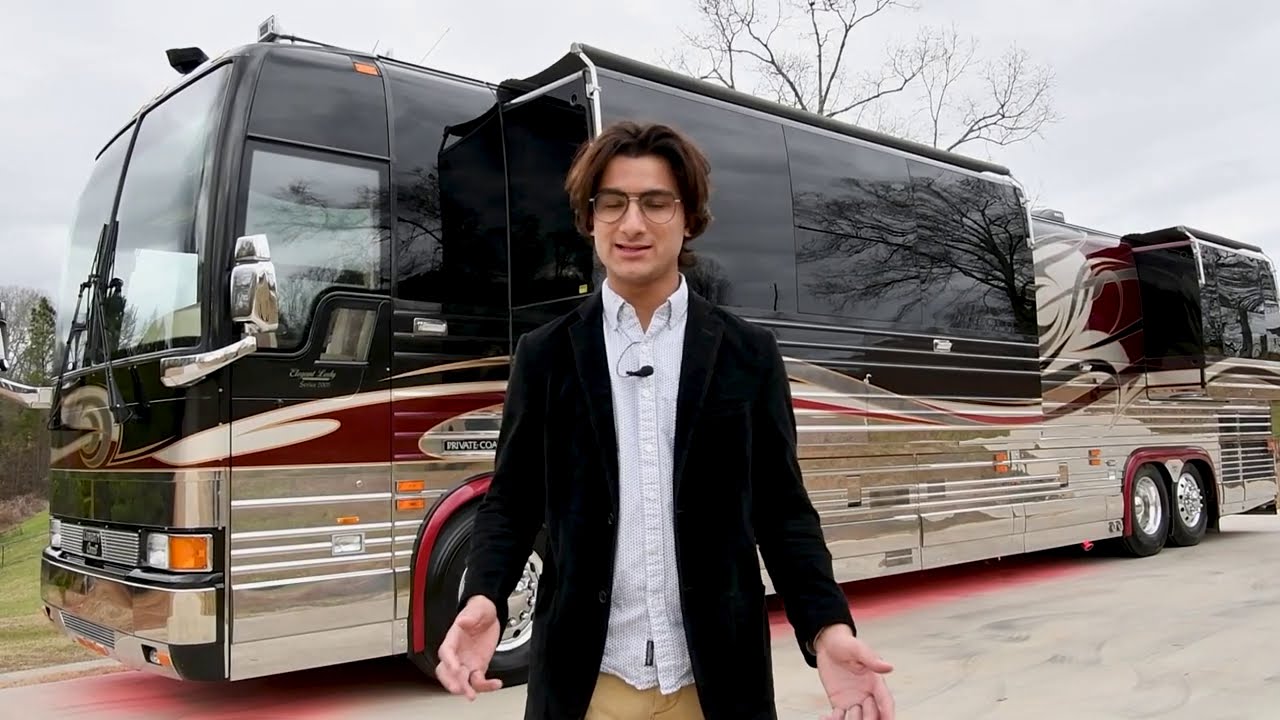 2005 Prevost Liberty Coach, 14L 575hp Detroit S60, $77K Update & Service