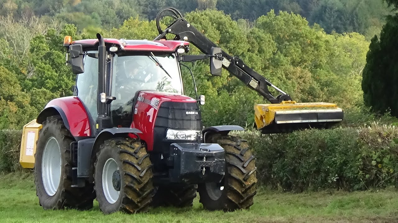 Hedge Cutting with NEW Case IH Puma & McConnel - Hedge Cutting 2020