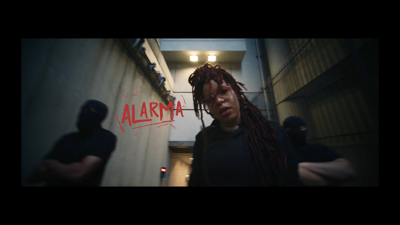 Ada Betsab&eacute; - Alarma (Official Video) #AlarmaEnLaCalle #DrillLatino