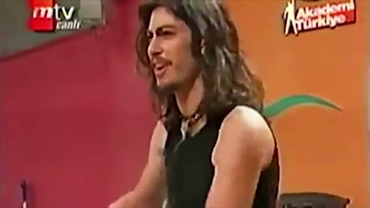 Ben Seni Severim | AKADEMİ TÜRKİYE