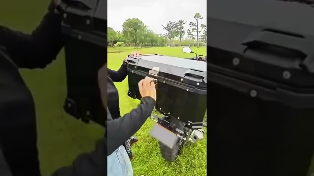 Bauleto moto 55L de Alumínio 🏍️ – Leve, Resistente, cabe 2 capacetes e sobra espaço!
