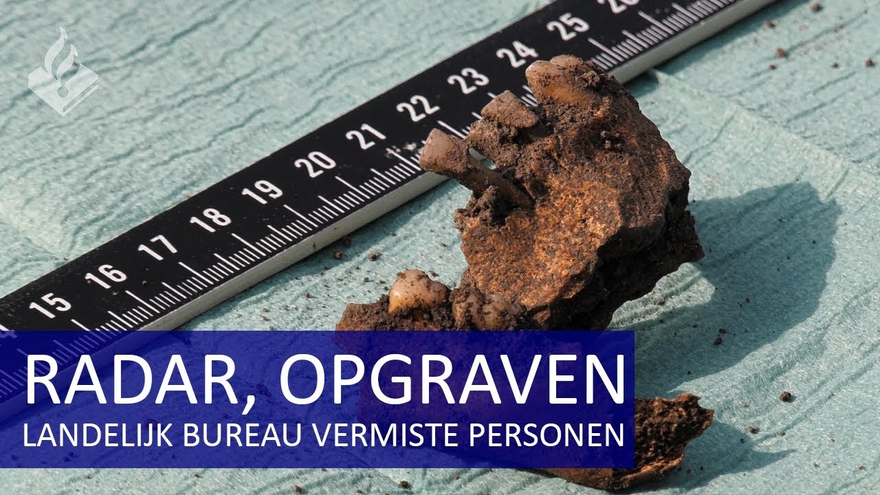 Politie doet onderzoek naar vermissing. Grondradar, opgraven & onderzoek (LBVP)