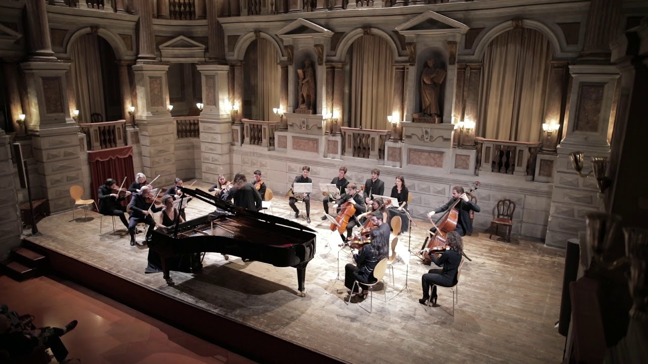 W.A. Mozart: Piano Concerto No. 9 in E-Flat Major K. 271, Maria Yavroumi - Piano & Dariusz Mikulski