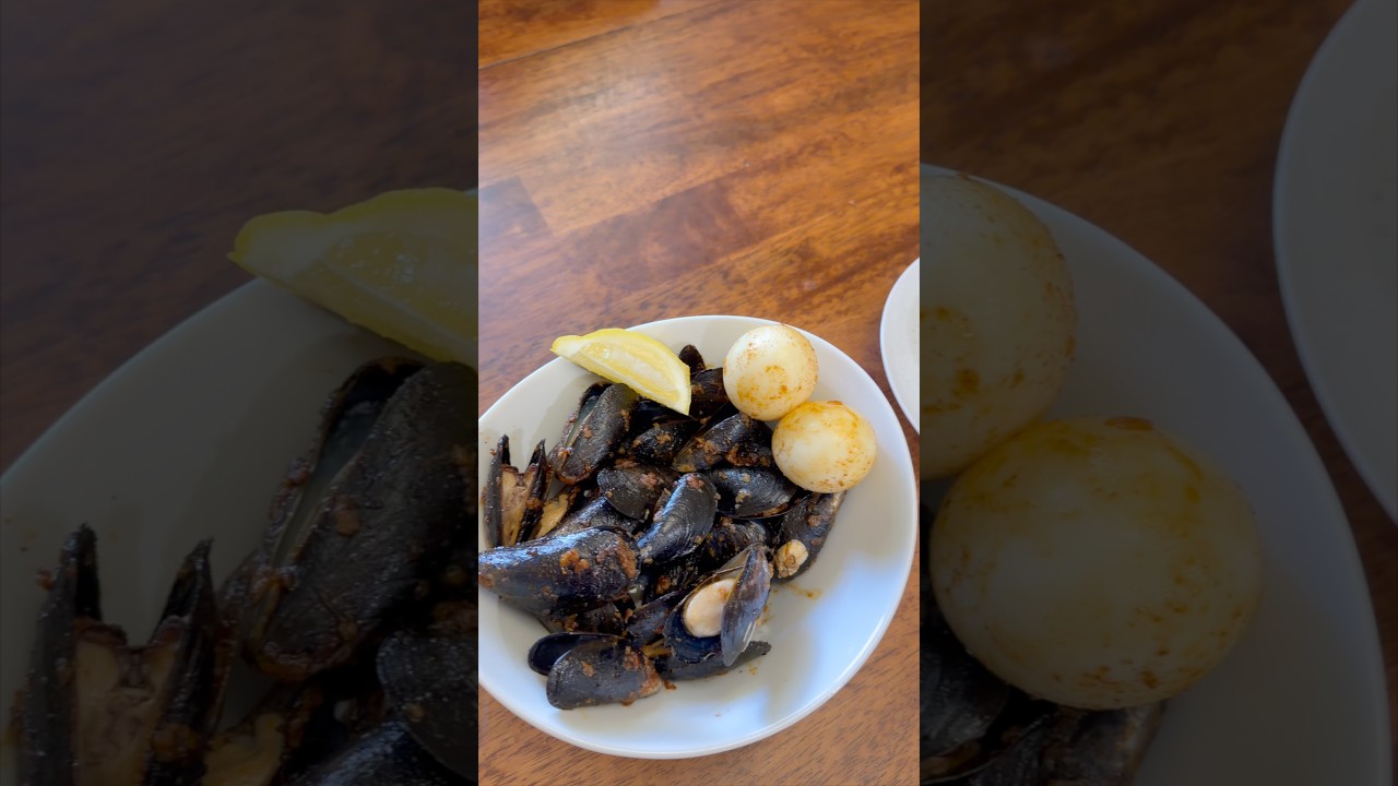 These Cajun butter mussels hit every time. #highprotein #food