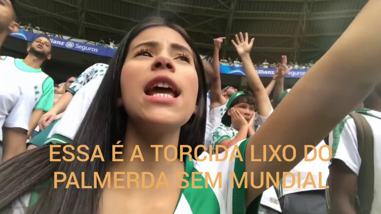 A torcida mais lixo do planeta, tinha que ser a do Varmeiras kkkkkkkkkk