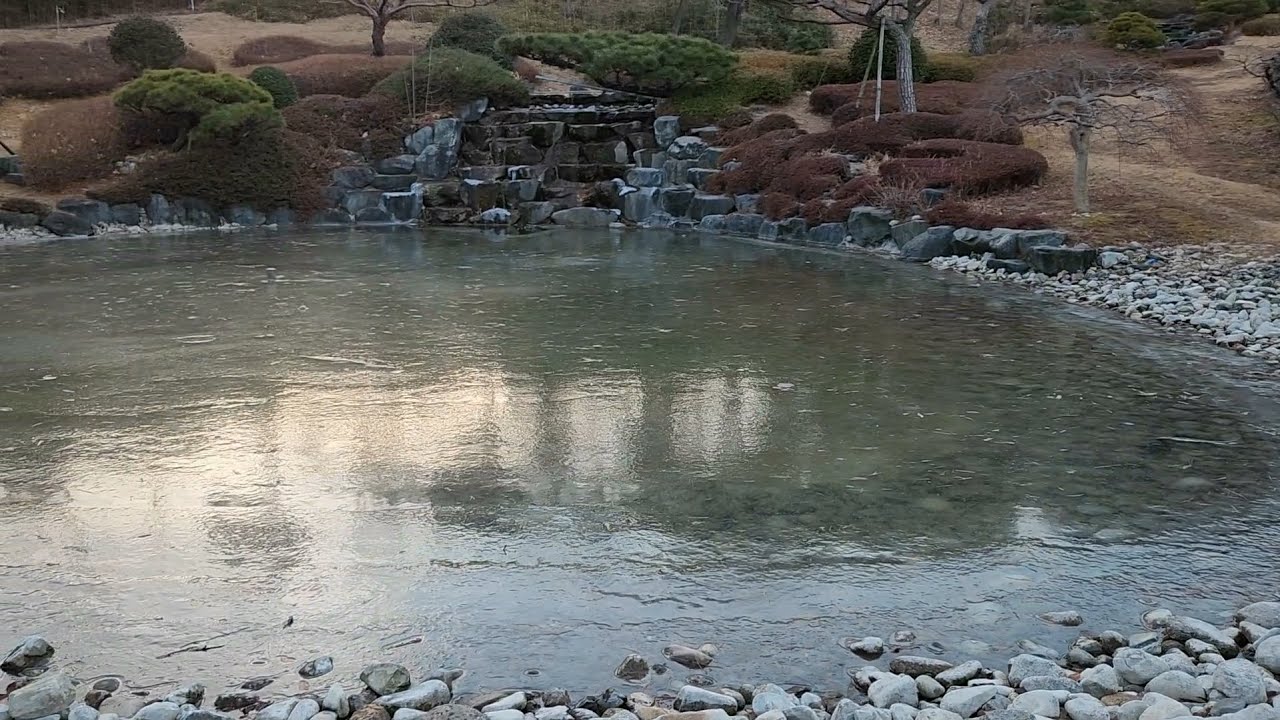 [2026/01/25] 김해한바퀴 Pt.02.Ep.14... 지나치게 지체된 산행으로 촉박해진 버스 시간. 역시 몸이 상황에 맞게 반응을 한다. 정신이 육체를 지배한다는 말이...