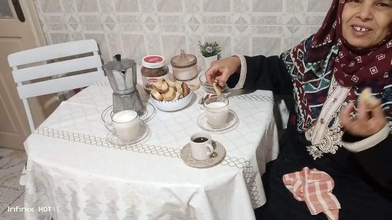 لازم نقووم الصبااح بكري باش نحضر فطور الصبااح ونفطروو مبعضناا🥰