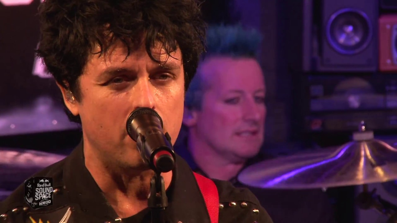 Green Day - Basketcase (Live at KROQ)