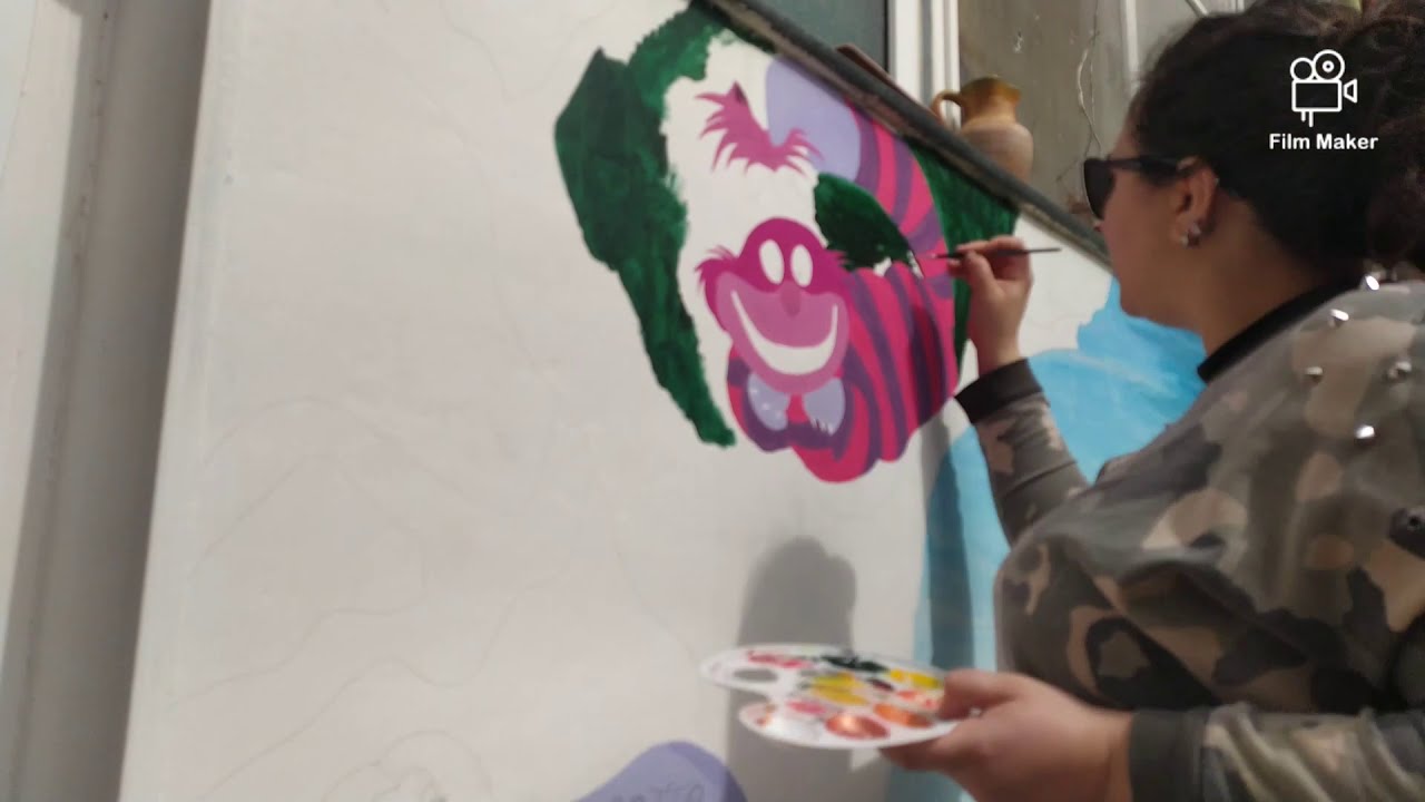 CUSTOMIZING MY HOUSE WALL I PANTED A GIANT Disney MURAL murales Disney wall paint time lapse