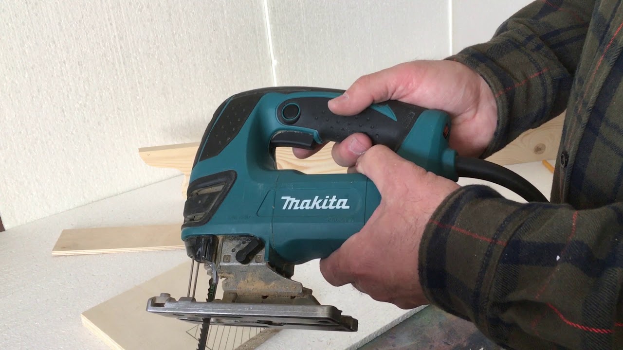 Algemene techniek : werken met de decoupeerzaag