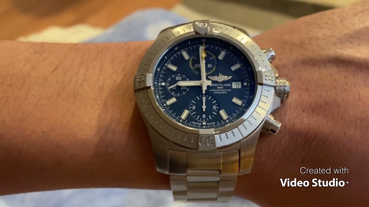 Breitling Avenger 45 mm blue dial Chronograph new 2021