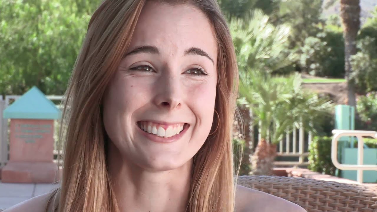 Alizé Cornet: Xperia Hot Shots Profile (CC Subtitles)