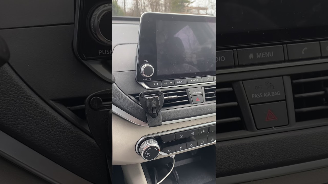2019 Nissan Altima knob issue