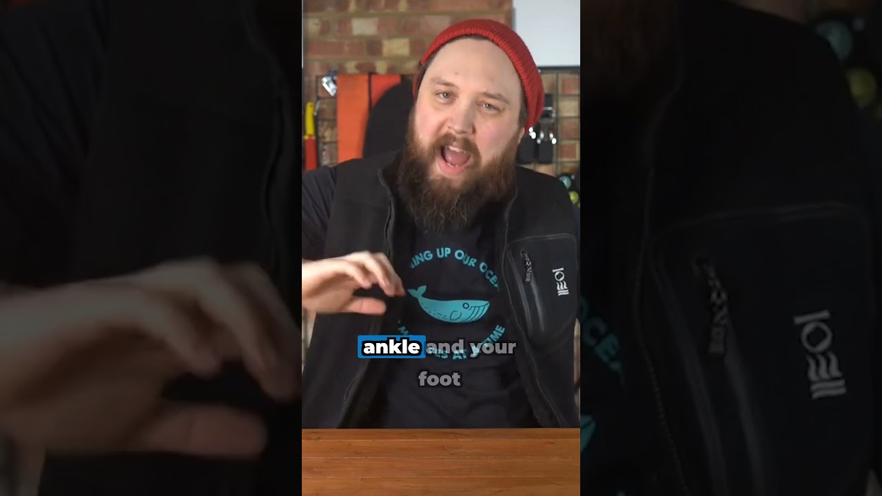 Full Foot vs Open Heel Fins, Which is Right for You
